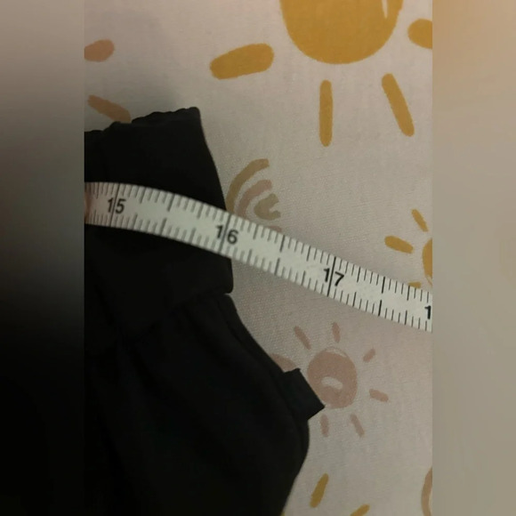 Lululemon Womens Black Self Tie High Waisted Skirt‎ Elastic Waist Pockets size 6 - Picture 4 of 7